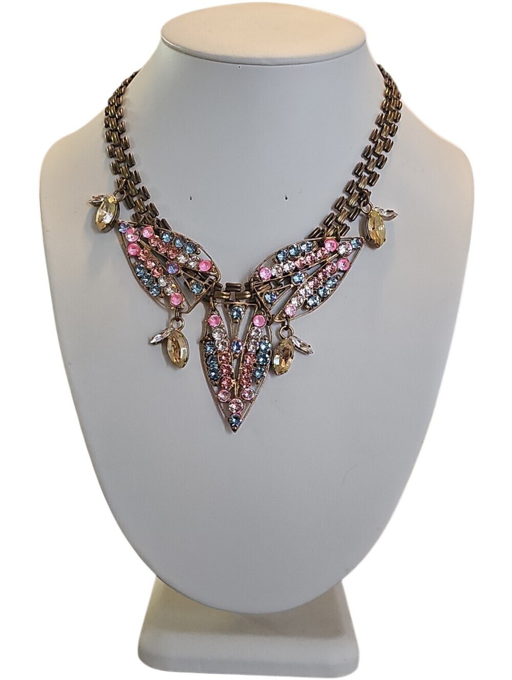 Lulu FROST BUTTERFLY Necklace Vintage